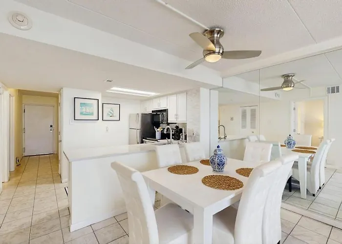 Modern Ocean-view With Balcony Pools Saunas Tennis & Gym * Ocean City