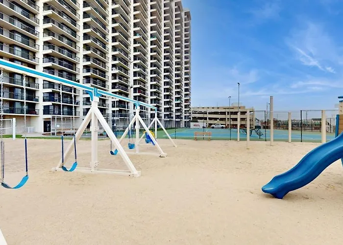 Holiday home Modern Ocean-view With Balcony Pools Saunas Tennis & Gym Ocean City