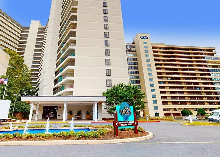 Modern Ocean-view With Balcony Pools Saunas Tennis & Gym Holiday home Ocean City